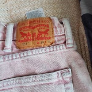 Mens Levi's 511 38W 32L.